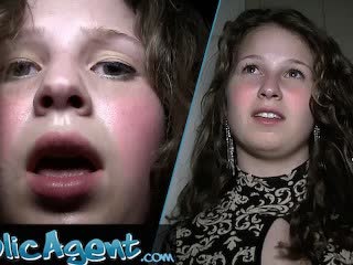 Sex s gymnastkou v šatni