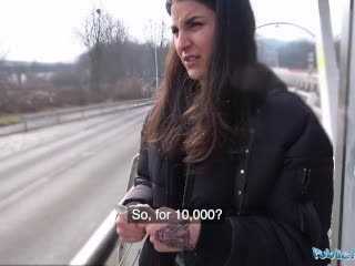 Rozhodla sa ho za prachy obšťastniť