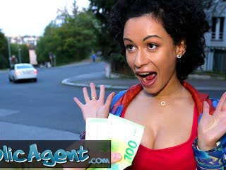 Dole zarastená Ruska si zašukala na verejnom mieste